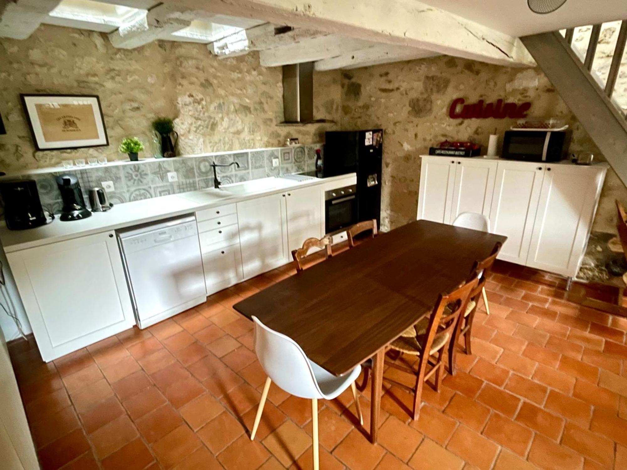 Les Regniers - 2 Gites Voisins Pour Familles Et Groupes Eynesse Exterior foto